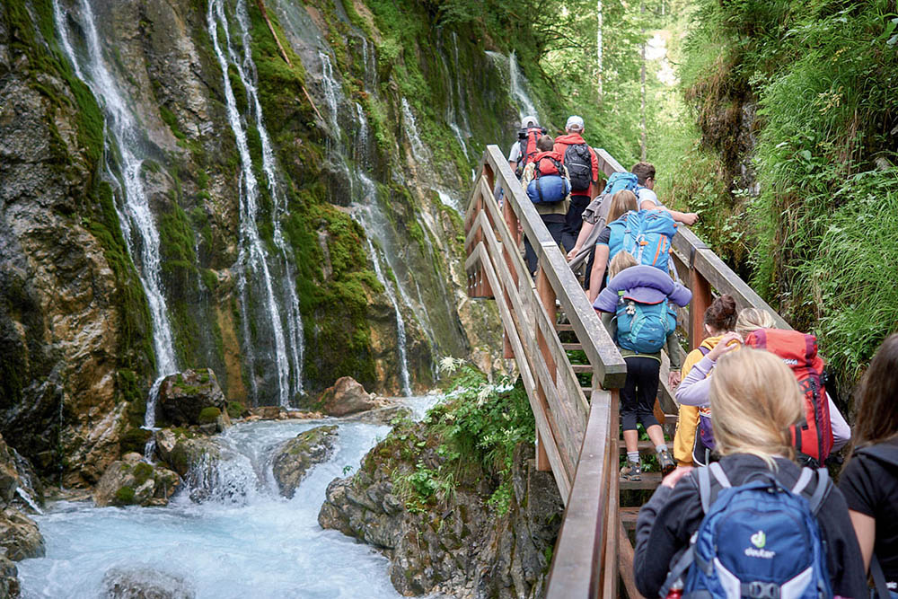 Experience National Park Valleys up close!